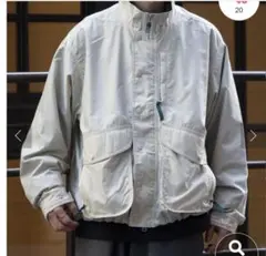 ナイロンジャケット Lサイズ ライトグレー