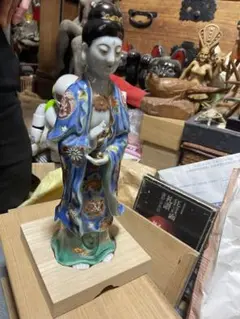 ス*ー様 九谷焼之観音様。素晴らしい出来です。状態はとても綺麗・ 2025年最新】九谷焼 観音の人気アイテム - メルカリ