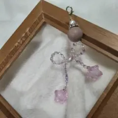 ピンクと紫の星型チャーム　ハンドメイド　チャームストラップ　ウィッシュコア