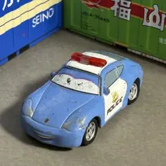 トミカ カーズ 廃盤品 サリー ポリスカータイプ レア