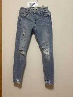 ダメージ加工スキニーデニムパンツ