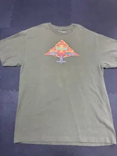 LRG （エルアールジー）グラフィックTシャツ オリーブカラーのサムネイル