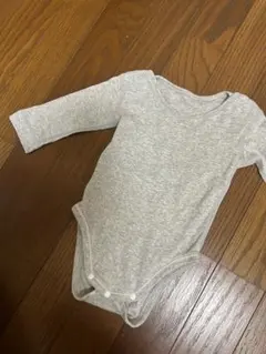 ユニクロ　インナーロンパース　70