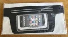 ポーチに入れたまま使える　5.5インチ対応　スマホ用ランニングポーチ