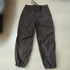 UNIQLO パラシュートパンツ