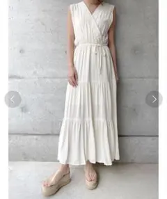 ACYM アシーム ノースリーブ airy cloth ワンピース アイボリーのサムネイル