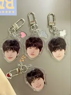 ジフン　TREASURE 顔アクキー　喜怒哀楽