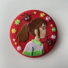 ジブリ　刺繍ブローチコレクション　缶バッチ　千と千尋の神隠し　千尋