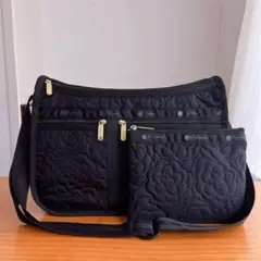 ショルダーバッグ　パフィーブロッサムズ　 レスポートサック　型押し　黒