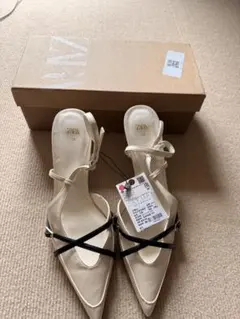 ZARA ベージュ ポインテッドトゥ サンダル 39