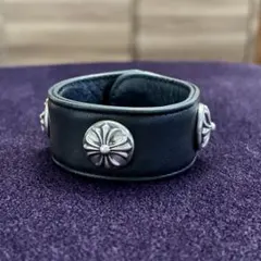 CHROME HEARTS クロス レザー バングル ブレスレットのサムネイル