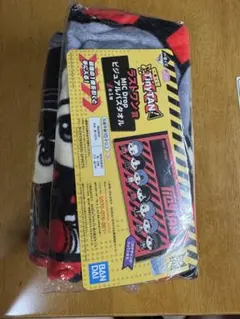 TinyTAN 一番くじ MIC Drop ラストワン賞 ビジュアルバスタオルのサムネイル