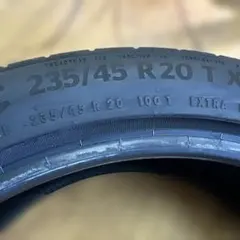 コンチネンタル 235/45R20 夏用タイヤ　2024年　2本のサムネイル