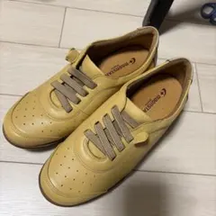 今日だけ価格。未使用品。ムーンスターマスタードカラー22.5cm 4Eスニーカー