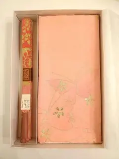 ☆美品未使用品。桜模様の蝶々が舞う美しい帯揚げ帯締めセット