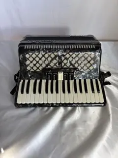 TOMBO No.241 アコーディオン 34鍵24ベース ハードケース付き - メルカリ