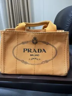 プラダ　カナパSサイズ