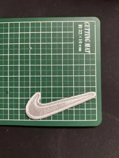 Item thumbnail for item c0fd0f1a-1f01-4ae9-954a-42d2274553b0