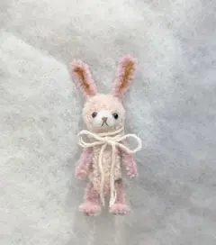 モールアート　モールアニマル　ミニチュアうさぎ　ピンク　小さなぬいぐるみ