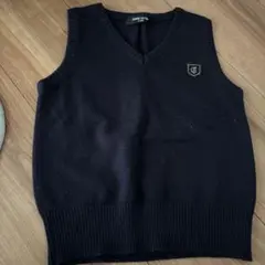 COMME CA ISM 黒 ウール Vネック ベスト110