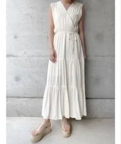 【新品未使用】ACYM Nosleeve airy cloth ワンピースのサムネイル