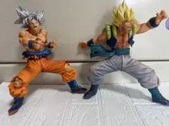 孫悟空とブロリー アクションフィギュアセット