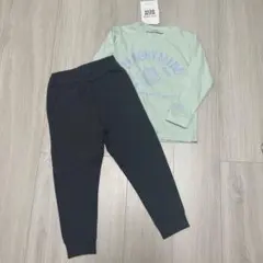 110cm ユニコーン柄　長袖長ズボンパジャマ　女の子　綿100%