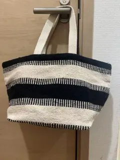 Item thumbnail for item 75f8de1b-0acd-436a-90d9-e1e53d6930c1