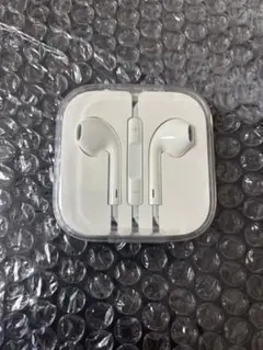 Apple 純正イヤホン　イヤホンジャックのサムネイル