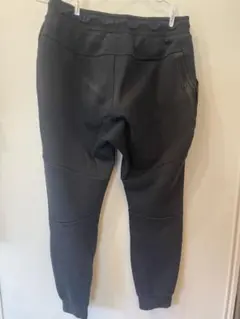 Nike テックフリースジョガーパンツ　ブラック　L