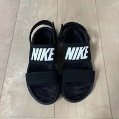 Item thumbnail for item 8af47103-0461-41a7-aa85-542d40c67351