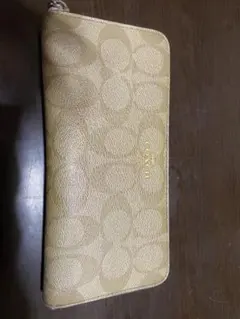 COACH シグネチャー ラウンドファスナー 長財布のサムネイル