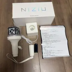NiziU ペンライト【電池付属】 - メルカリ