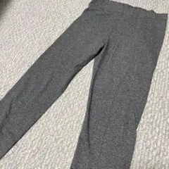 H&M　エイチアンドエム　レギンス　グレー　XSサイズ　ヨガ　スポーツ　私服のサムネイル
