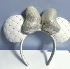 東京ディズニーリゾートの「ミニーマウス カチューシャ（キルティング調・パール）」