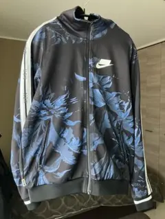 NIKE トラックジャケット 花柄 XSサイズのサムネイル