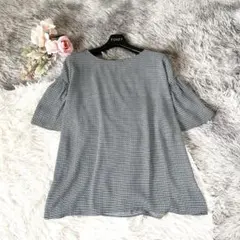 最終価格！NATURAL BEAUTY BASIC ブラウス M 緑 カットソーのサムネイル