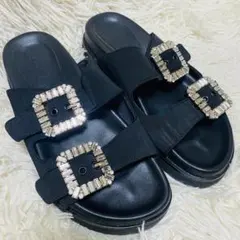 【美品】ルタロン LE TALON 厚底ビジューサンダル　レザー ブラックのサムネイル