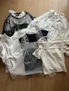 【大特価】新品タグ付　GORGE 春夏トップス 5点セット 総額¥28556！のサムネイル