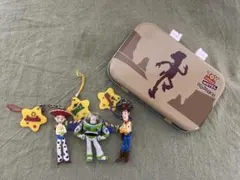 ディズニーランド トイストーリー ストラップ、トランク缶セット