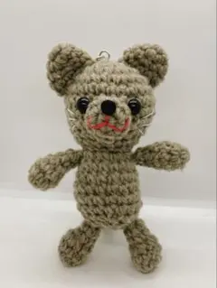 ハンドメイド　あみぐるみ　猫　ストラップ