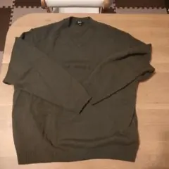 UNIQLO：C リラックスVネックセーター グリーン