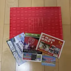 2026年最新】shishamo ポスターの人気アイテム - メルカリ
