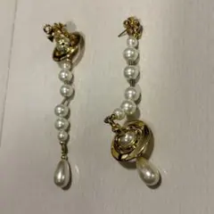 お値下げ　両耳　K18 パールしっぽが可愛いうさぎピアス ラビット お値下げ両耳K18 パールしっぽが可愛いうさぎピアス ラビット