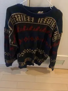 Item thumbnail for item 993d79da-30ef-48ea-b011-70a384b65f43