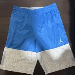 ジョーダンのバスパンです