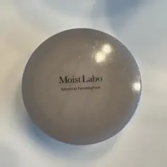 Moist Labo ミネラルファンデーション 01 ナチュラルベージュのサムネイル