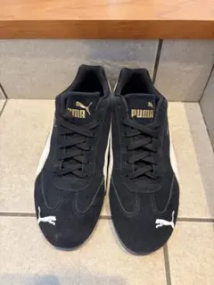 PUMA スエード スニーカー ブラック ゴールドのサムネイル