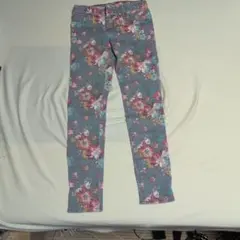GapKids 花柄 スキニーパンツ ロングパンツのサムネイル