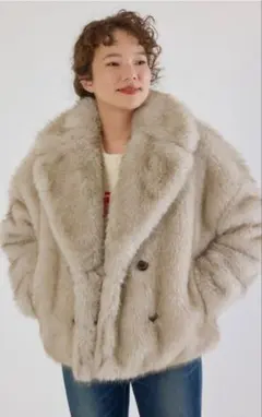 RODEO CROWNS WIDE BOWL フェイクファーピーコート